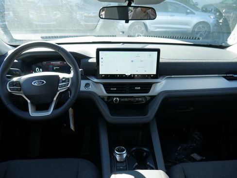 New 2026 Ford Explorer Active image 6