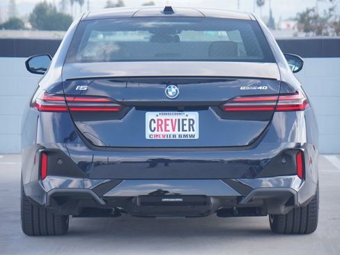 New 2026 BMW i5 eDrive40 w/ M Sport Package image 6