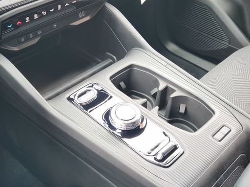New 2026 Jeep Cherokee Laredo AWD/4WD image 16