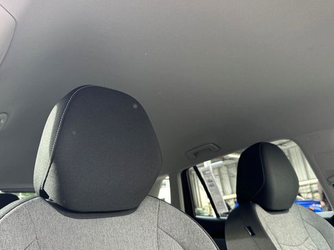 New 2026 Volkswagen Tiguan S image 16