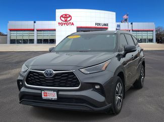 Used 2022 Toyota Highlander XLE video 2