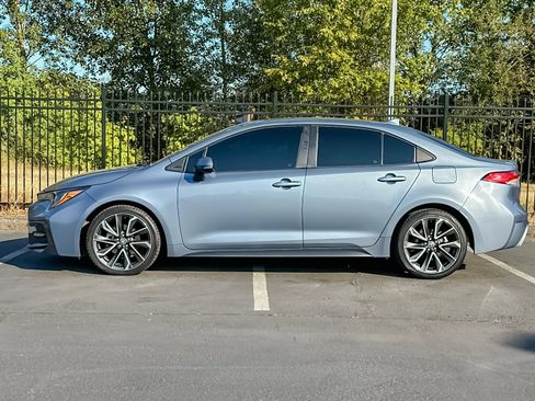 Used 2020 Toyota Corolla SE FWD image 6