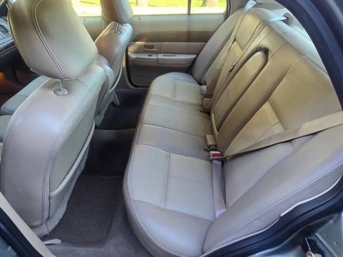 Used 2004 Mercury Grand Marquis GS RWD image 13