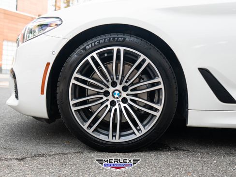Used 2018 BMW 540i image 8