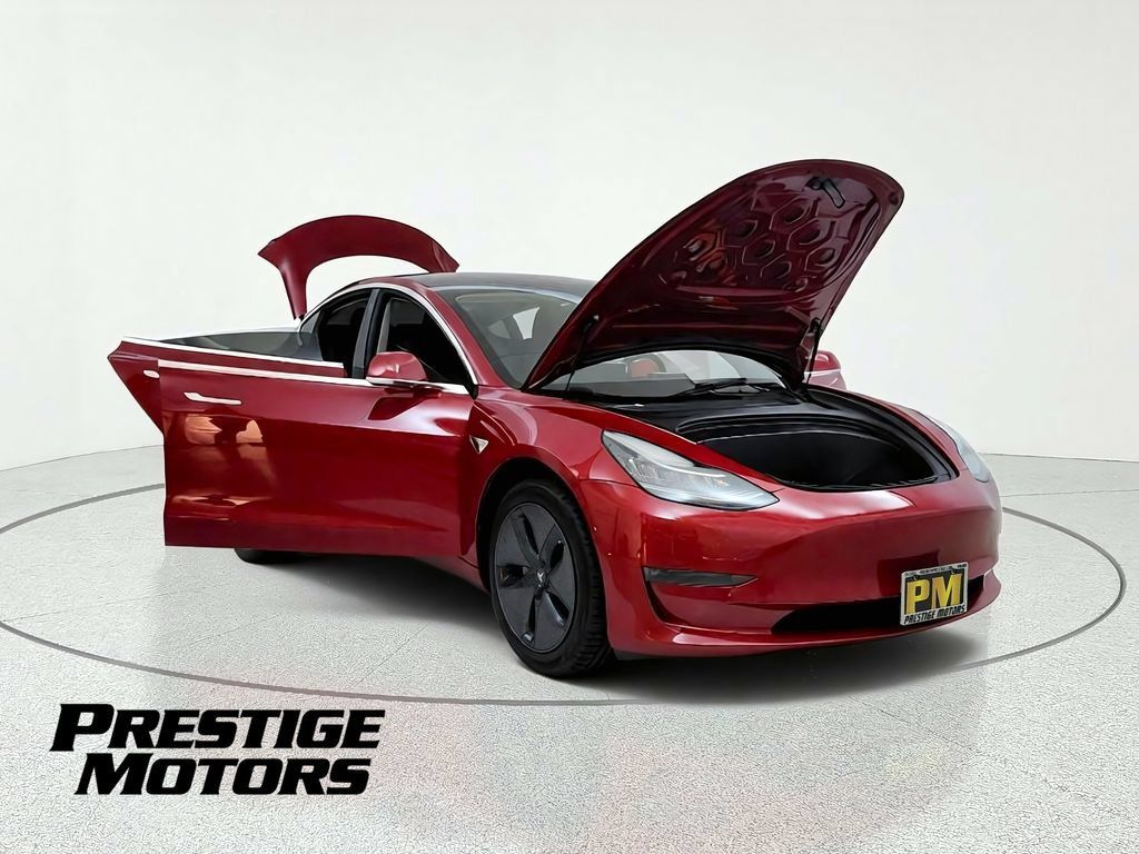 Used 2018 Tesla Model 3 Long Range RWD image 11