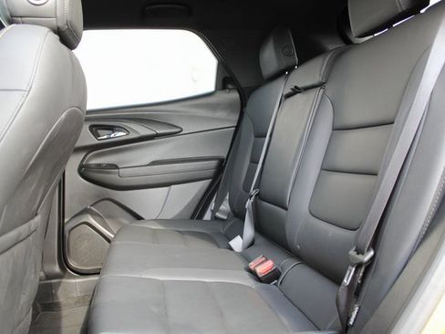 Used 2024 Chevrolet TrailBlazer ACTIV w/ Driver Confidence Package image 14