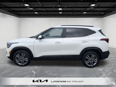 Certified 2023 Kia Seltos S AWD/4WD image 2