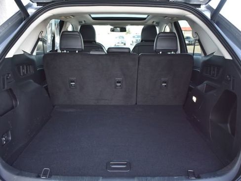 Used 2024 Ford Edge SEL w/ Convenience Package image 39