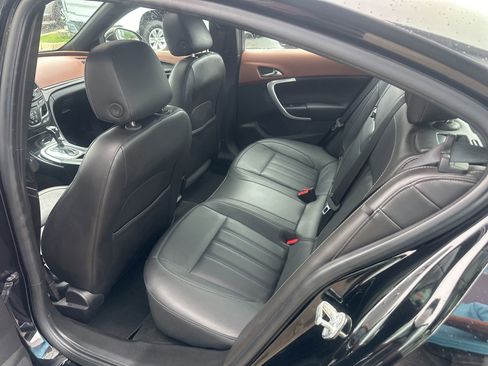 Used 2017 Buick Regal Sport Touring FWD image 14