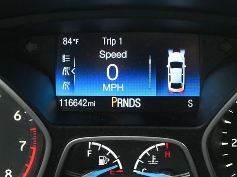 Used 2017 Ford Focus SE FWD image 18