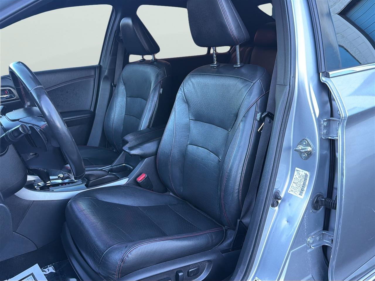 Used 2017 Honda Accord Sport Special Edition image 12