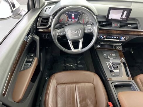 Used 2019 Audi Q5 2.0T Premium w/ Convenience Package image 22
