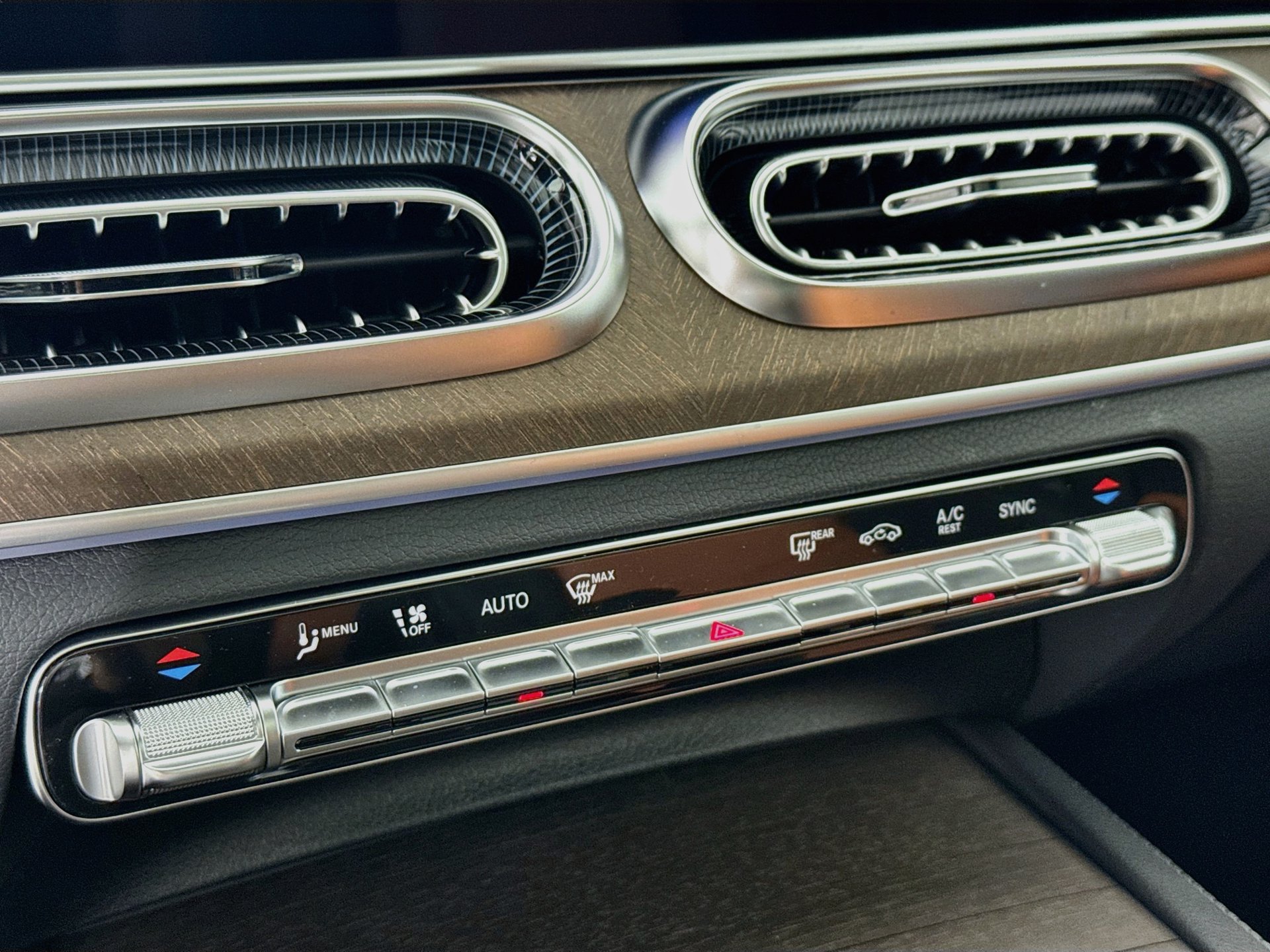 New 2027 Mercedes-Benz GLE 450 4MATIC Coupe image 17