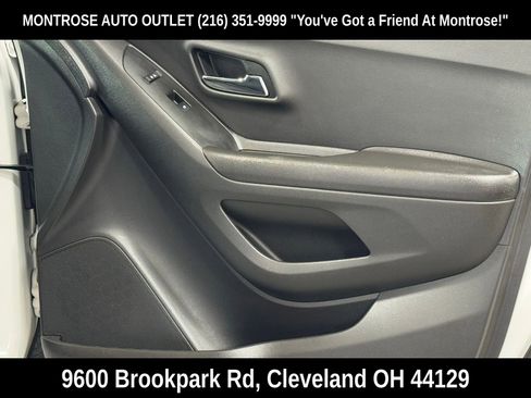 Used 2021 Chevrolet Trax LT image 44