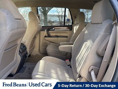 Used 2011 Buick Enclave CX image 13