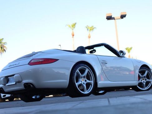 Used 2009 Porsche 911 Carrera S RWD image 20