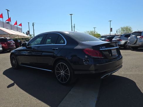 Used 2019 Mercedes-Benz C 300 Sedan w/ Premium Package image 7