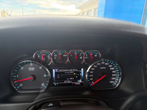 Used 2019 GMC Yukon SLT w/ Premium Edition RWD image 11