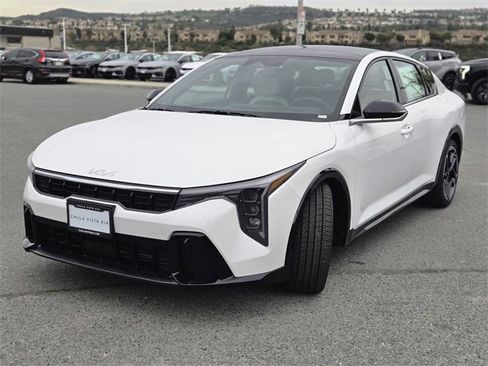 New 2026 Kia K4 GT-Line image 10