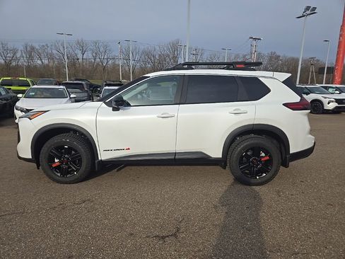 New 2026 Nissan Rogue SV w/ Rock Creek Premium Package AWD/4WD image 4