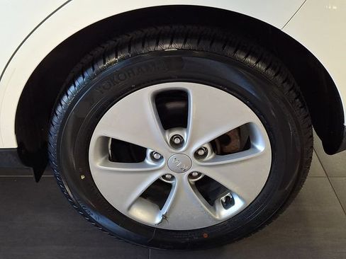 Used 2015 Kia Soul FWD image 11