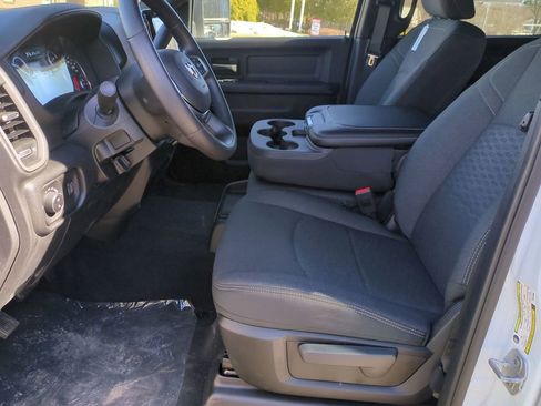 New 2026 RAM 2500 Tradesman AWD/4WD image 24