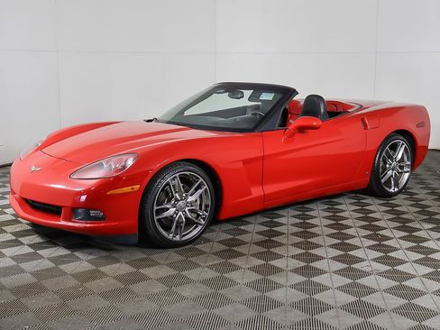 Used 2006 Chevrolet Corvette Convertible w/ Preferred Equipment Group RWD image 15
