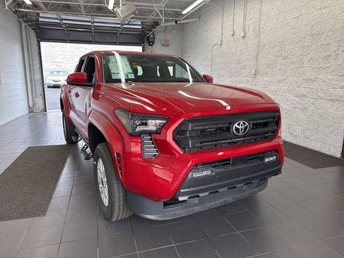 New 2026 Toyota Tacoma SR5 image 2