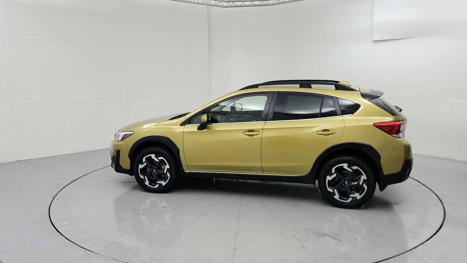 Used 2021 Subaru Crosstrek 2.5i Limited w/ Moonroof Package 2 AWD/4WD image 6