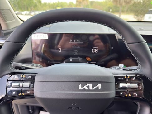 New 2026 Kia Sorento LX image 19