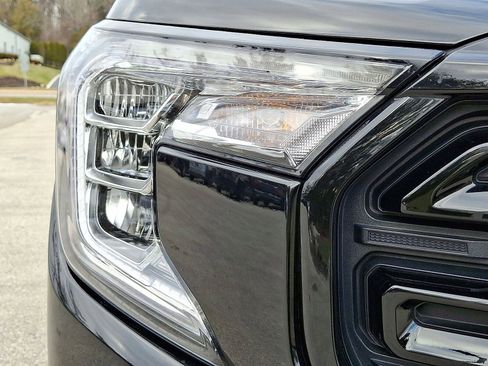 Certified 2023 GMC Terrain SLE w/ Driver Convenience Package image 28