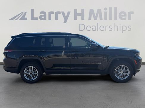 Used 2023 Jeep Grand Cherokee L Laredo AWD/4WD image 7