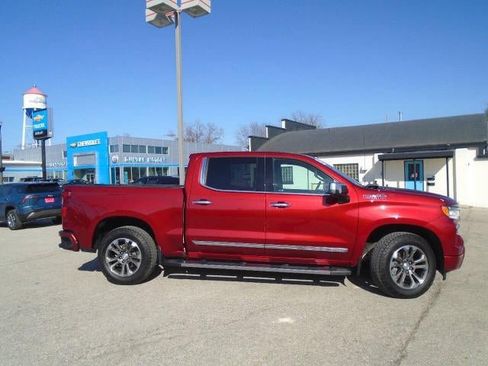 Used 2023 Chevrolet Silverado 1500 High Country w/ Z71 Off-Road Package image 5