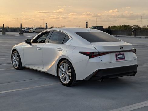 Used 2024 Lexus IS 300 w/ Comfort Package RWD image 8