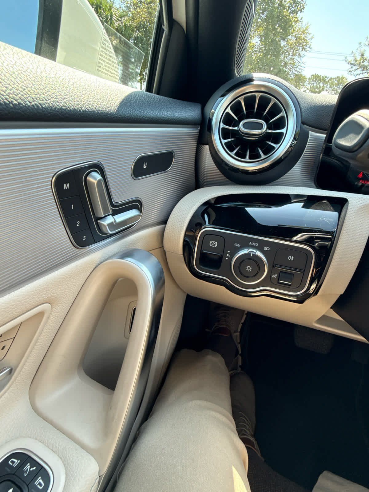 Used 2021 Mercedes-Benz A 220 image 15