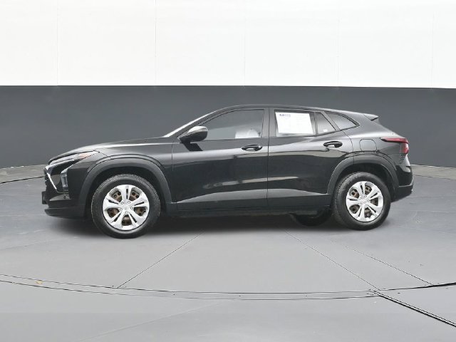 Used 2024 Chevrolet Trax LS FWD image 54