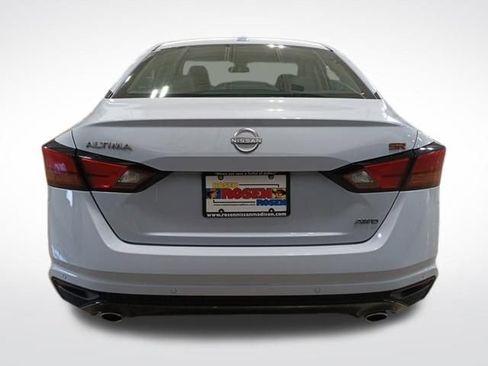 Certified 2025 Nissan Altima 2.5 SR image 31