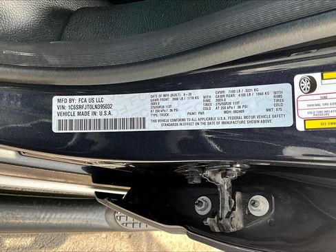 Used 2020 RAM 1500 Laramie image 37
