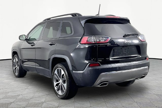 Used 2022 Jeep Cherokee Limited w/ Elite Package AWD/4WD image 3