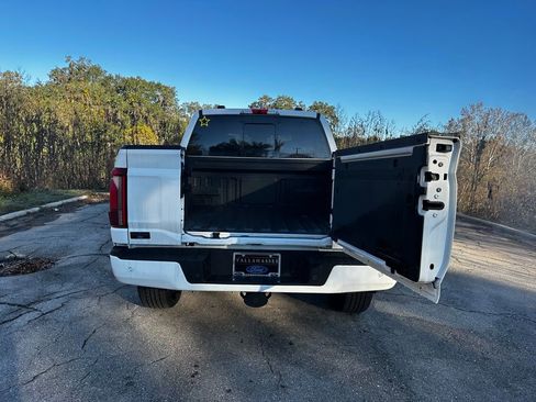 New 2025 Ford F150 Platinum w/ FX4 Off-Road Package image 57