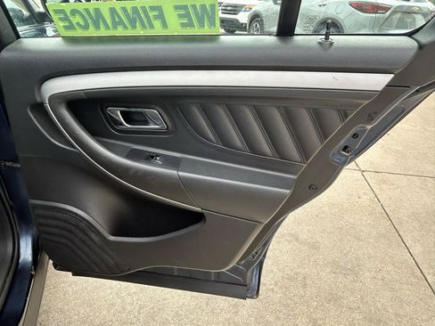Used 2016 Ford Taurus SEL FWD image 15