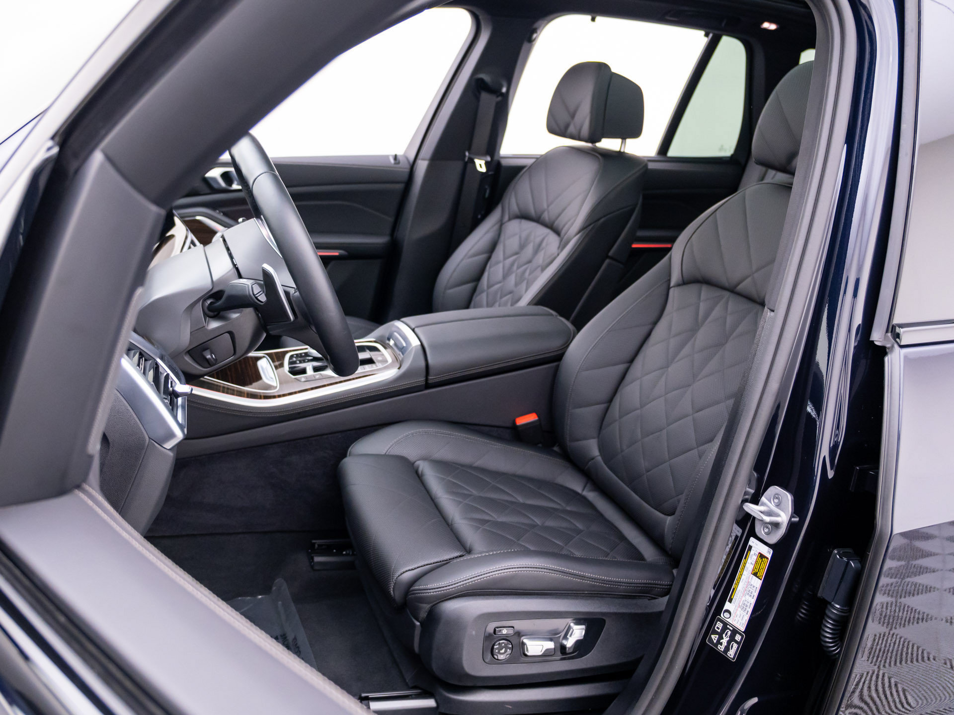 Used 2026 BMW X5 xDrive40i AWD/4WD image 15