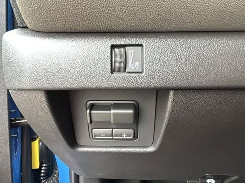 New 2026 Chevrolet Colorado ZR2 AWD/4WD image 12