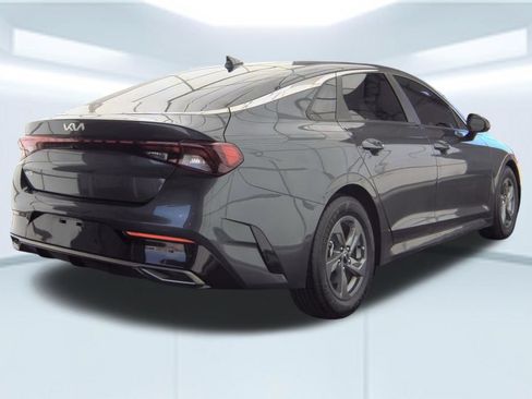 Used 2023 Kia K5 LXS FWD image 2