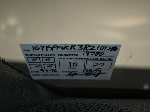 Used 2024 Cadillac Lyriq Tech RWD image 10