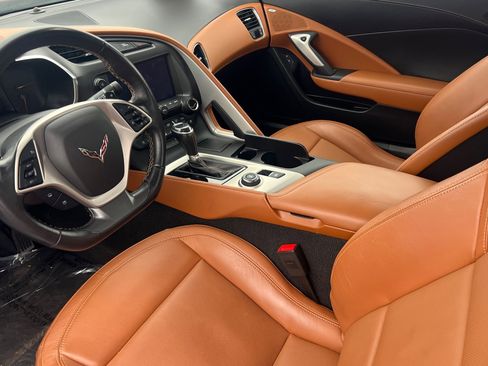 Used 2019 Chevrolet Corvette Stingray Coupe image 10