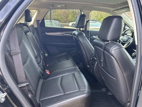 Used 2017 Cadillac XT5 Luxury image 13