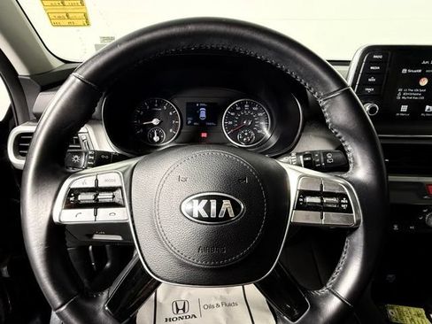 Used 2021 Kia Telluride S FWD image 14