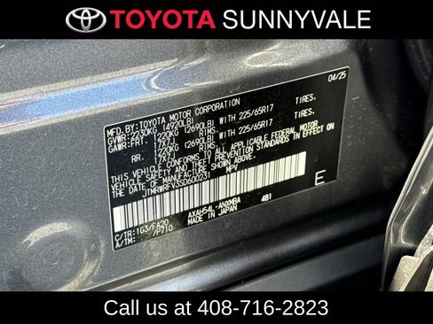 Certified 2025 Toyota RAV4 XLE image 32