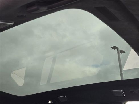 Used 2025 Cadillac Escalade IQ Sport 2 w/ LPO, ONYX Package image 10